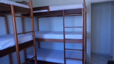 Guarapari 3 qtos em condomínio fechado a 50 passos da praia do Morro