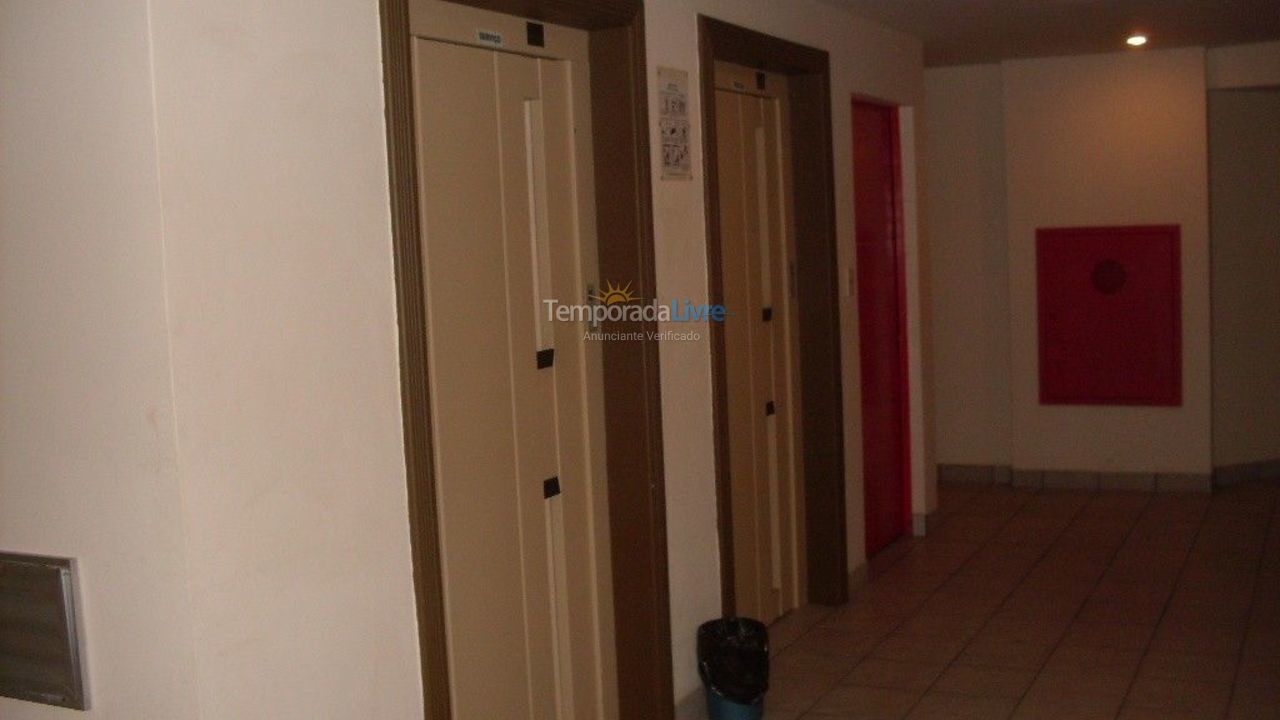 Apartamento para aluguel de temporada em Guarapari (Praia do Morro)