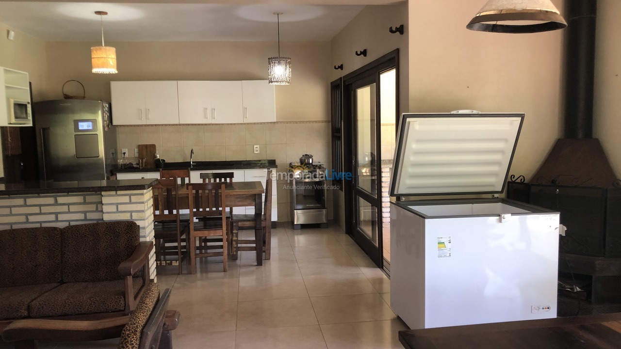 Casa para alquiler de vacaciones em Garopaba (Praia da Ferrugem)