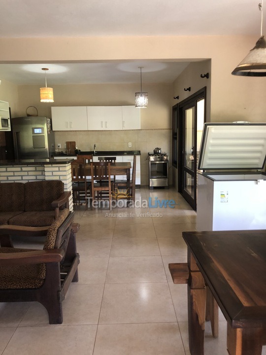 Casa para alquiler de vacaciones em Garopaba (Praia da Ferrugem)