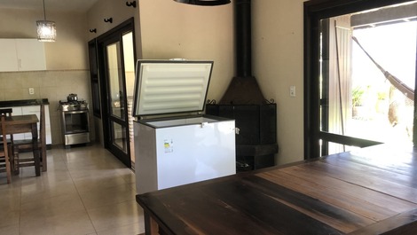 CASA GRANDE Y CÓMODA A 50 METROS DEL MAR EN PRAIA DA FERRUGEM