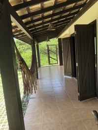 CASA GRANDE Y CÓMODA A 50 METROS DEL MAR EN PRAIA DA FERRUGEM