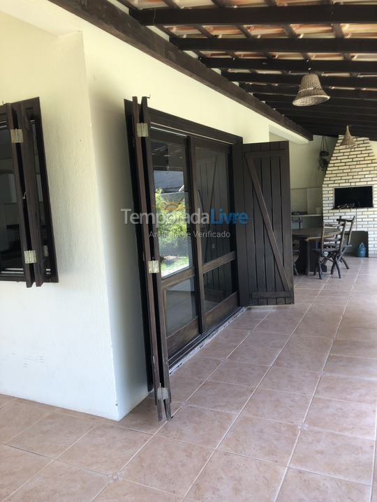 Casa para alquiler de vacaciones em Garopaba (Praia da Ferrugem)