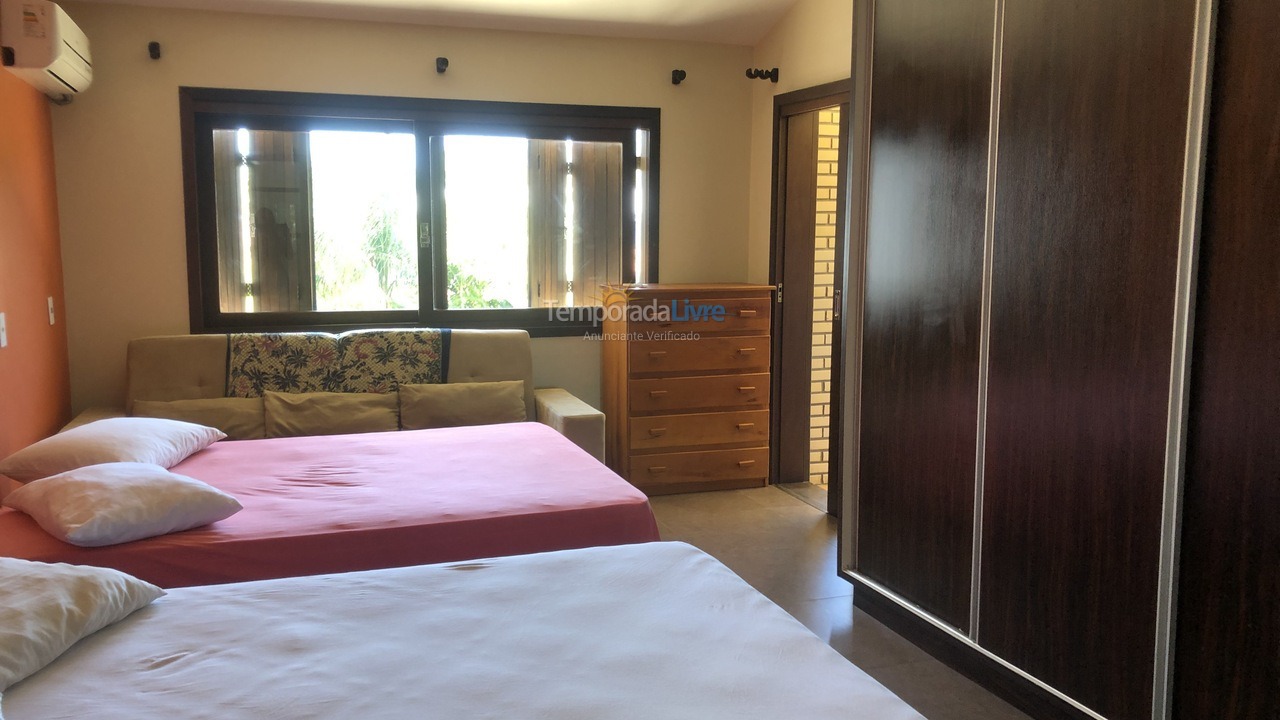 Casa para alquiler de vacaciones em Garopaba (Praia da Ferrugem)