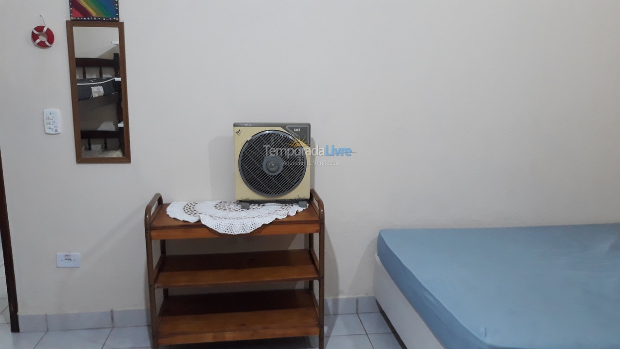 House for vacation rental in Caraguatatuba (Praia das Palmeiras)