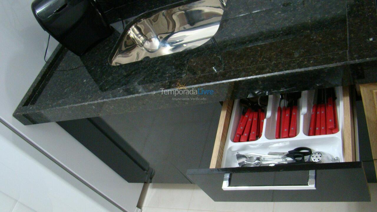 Apartment for vacation rental in Guarujá (Pitangueiras)