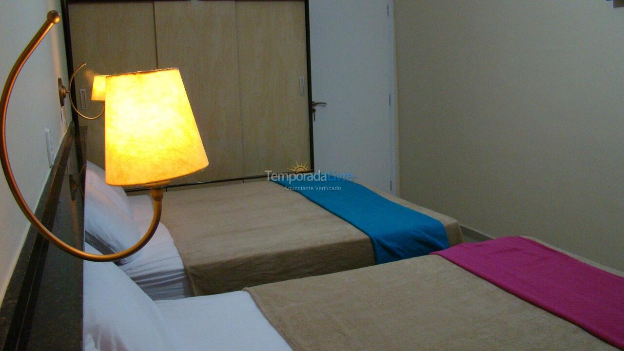 Apartment for vacation rental in Guarujá (Pitangueiras)
