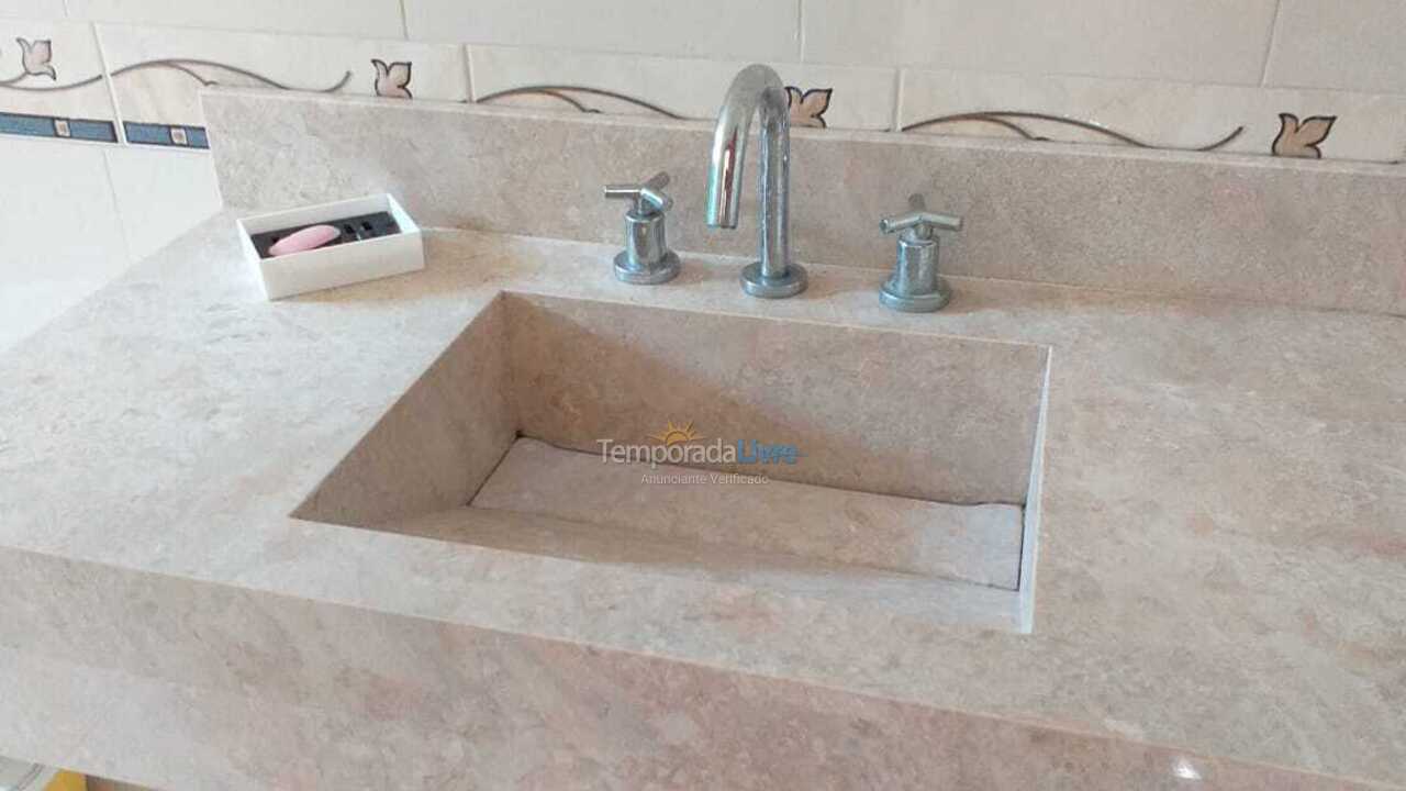 Casa para aluguel de temporada em Palhoça (Guarda do Embaú)