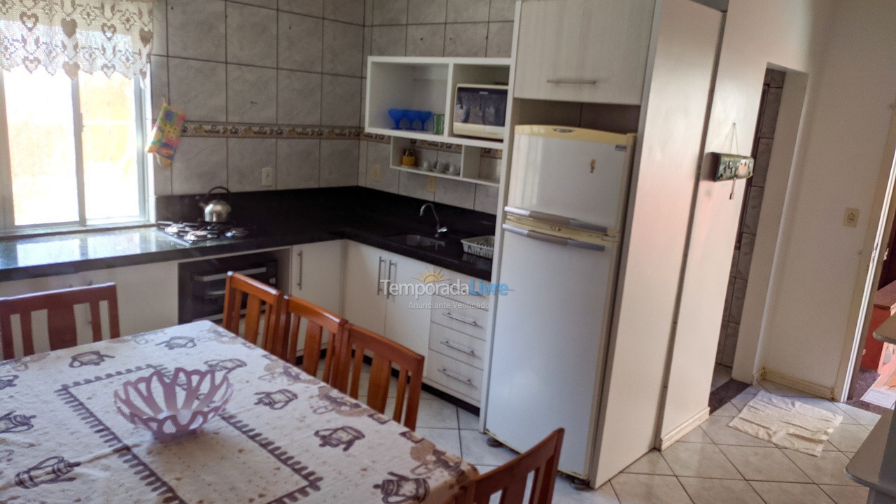 Casa para alquiler de vacaciones em Bombinhas (Praia de Bombinhas)