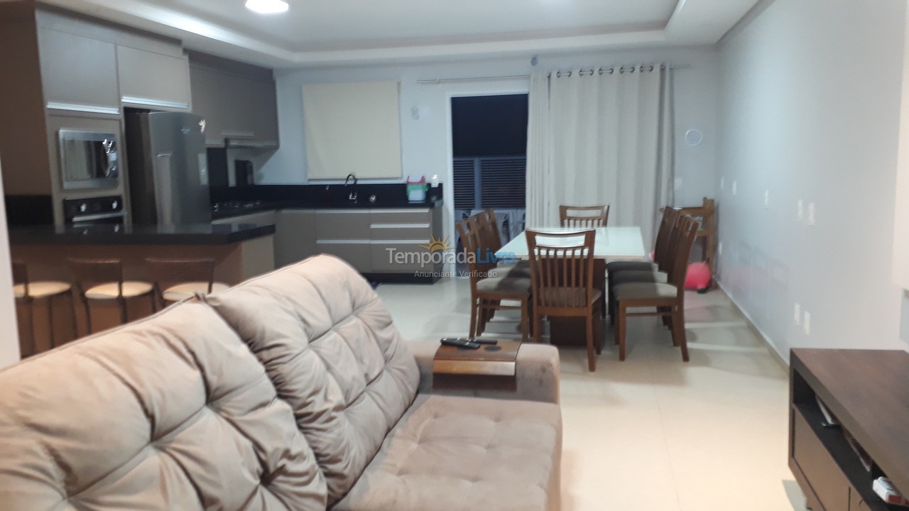 Casa para aluguel de temporada em São Francisco do Sul (Enseada)