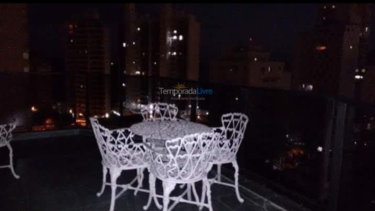 Apartamento para aluguel de temporada em Guarujá (Astúrias)