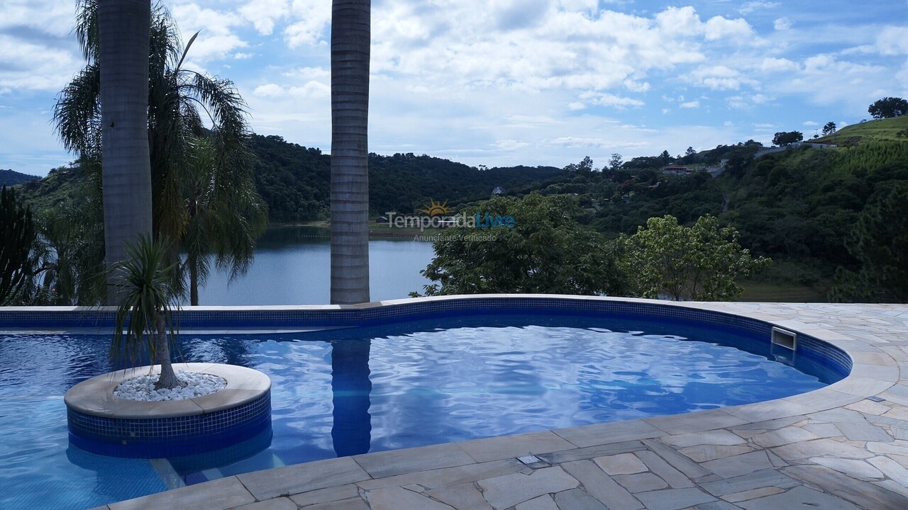 House for vacation rental in Igaratá (Almeida Prado Portal de Igarata)