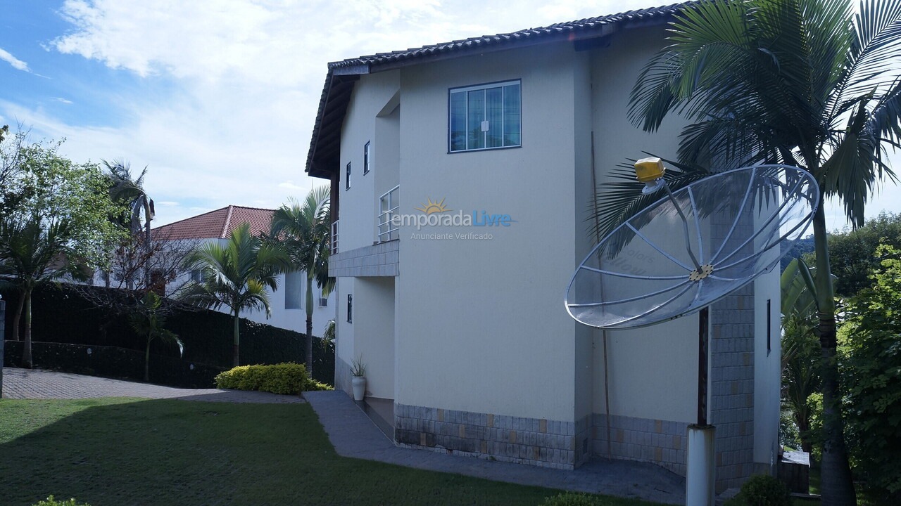 House for vacation rental in Igaratá (Almeida Prado Portal de Igarata)