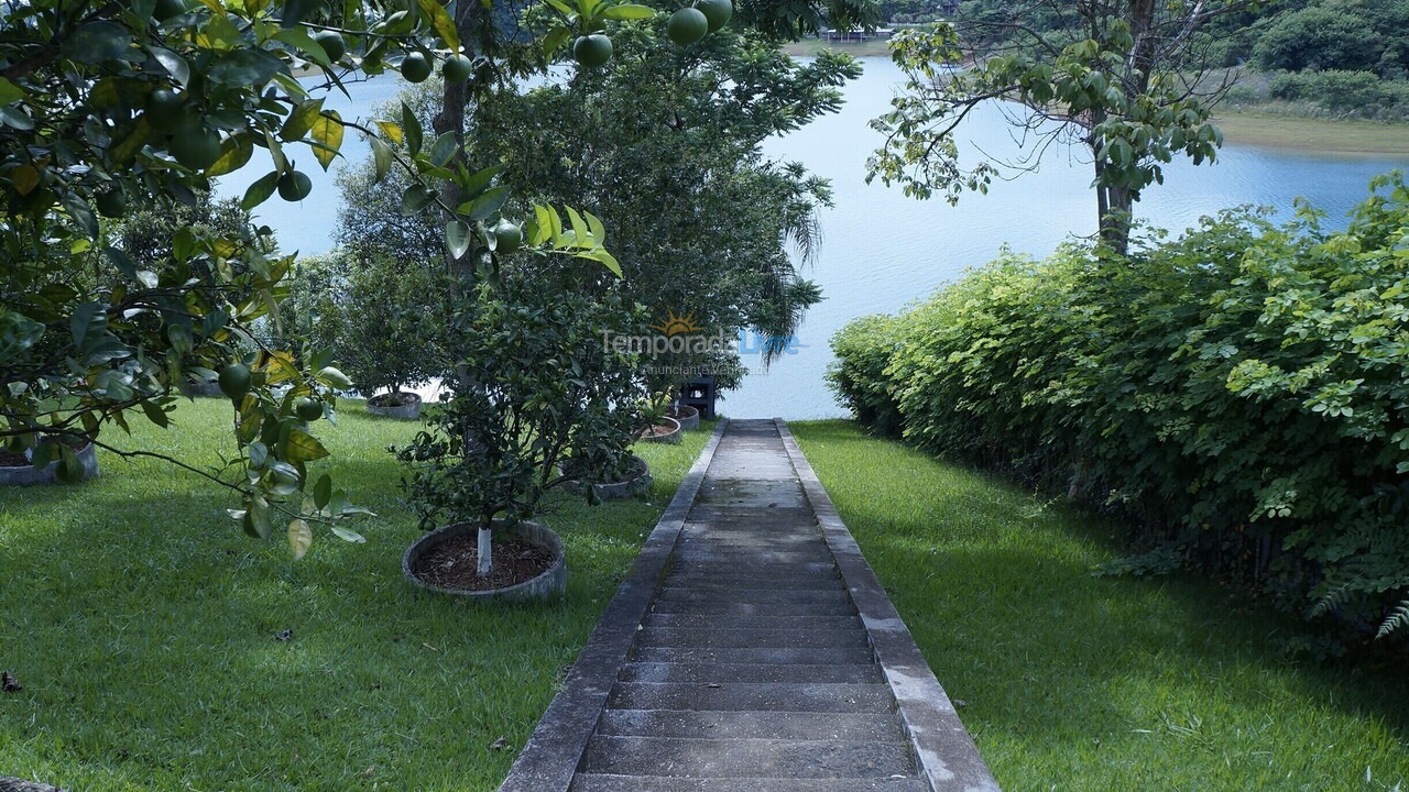 House for vacation rental in Igaratá (Almeida Prado Portal de Igarata)