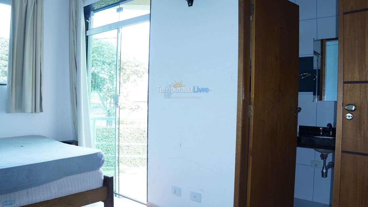 House for vacation rental in Igaratá (Almeida Prado Portal de Igarata)