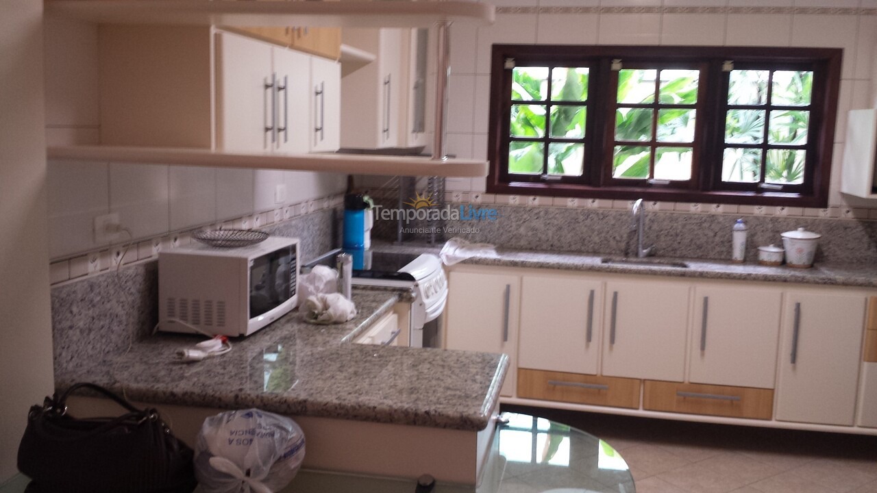 Casa para alquiler de vacaciones em São Sebastião (Juquehy)