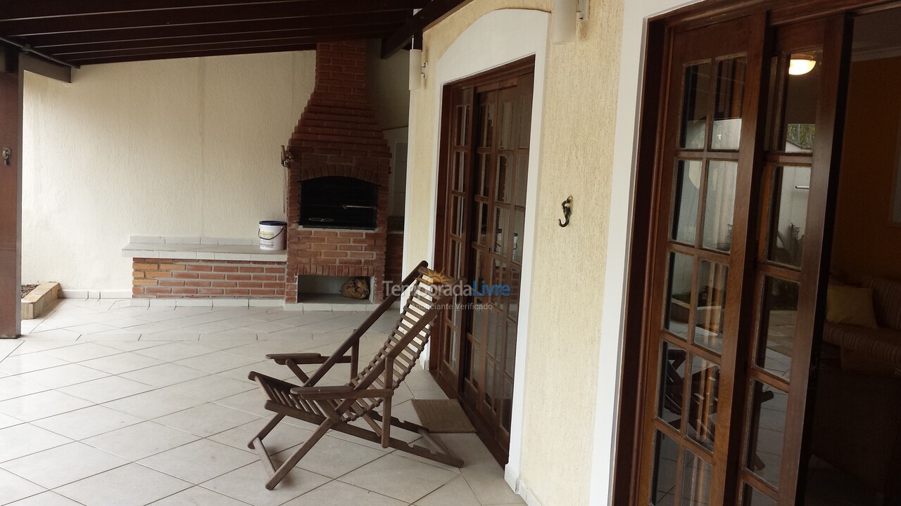 Casa para alquiler de vacaciones em São Sebastião (Juquehy)