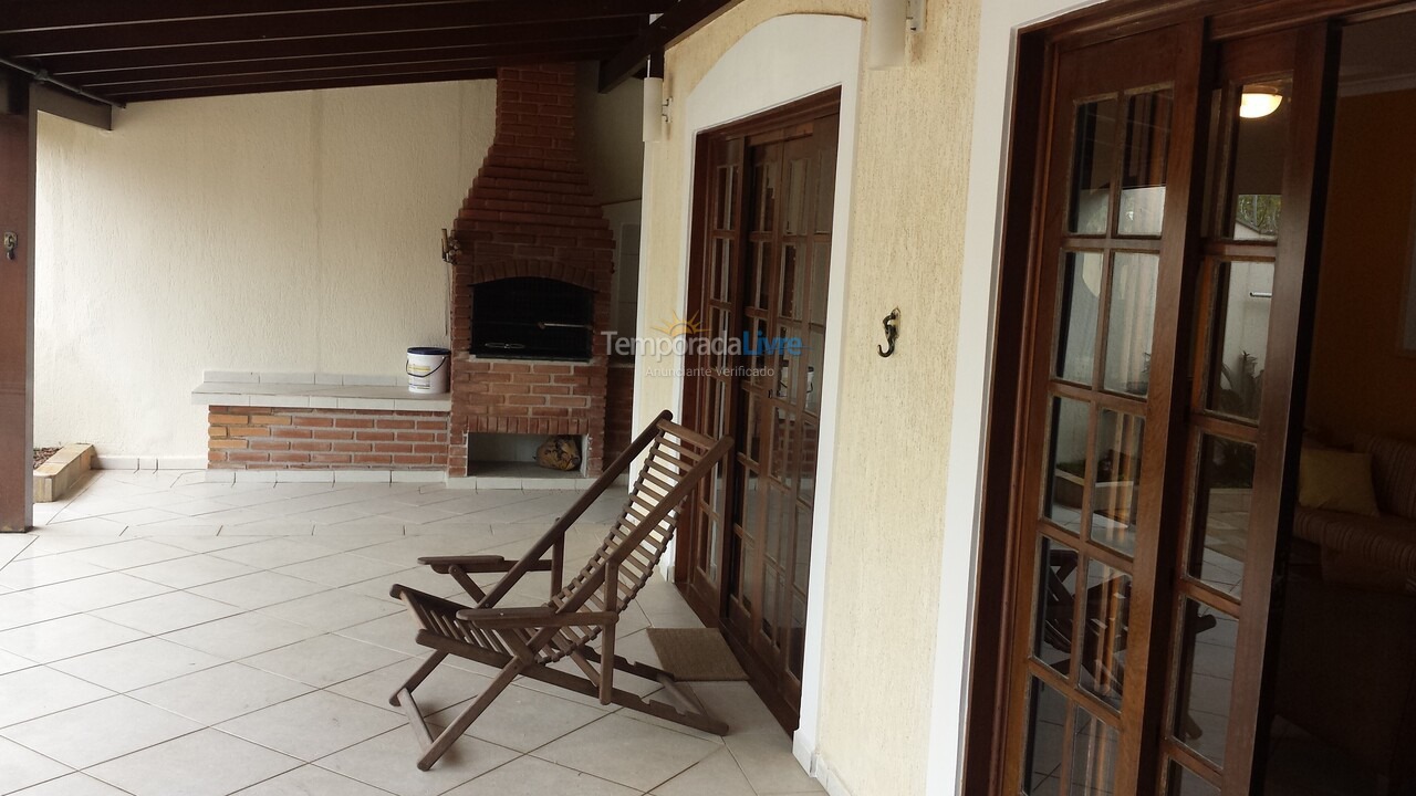 Casa para alquiler de vacaciones em São Sebastião (Juquehy)