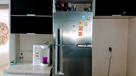 Apt encantador de frente para o mar com conforto e qualidade.