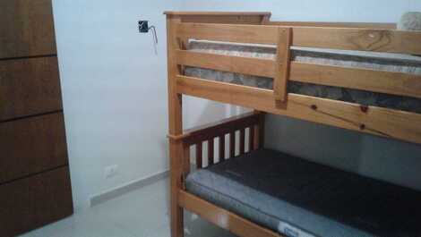 Season Apt in Guarujá, 2 bedrooms next to Roldao Atacadista