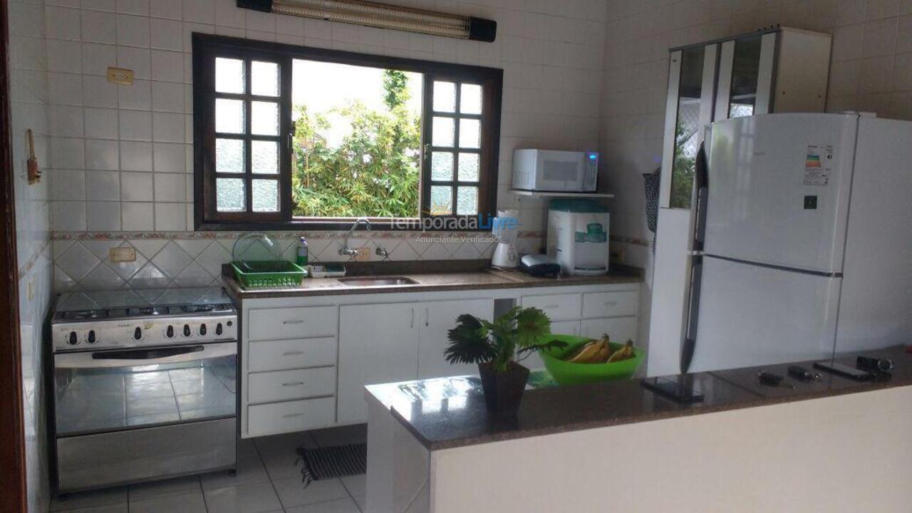 House for vacation rental in São Sebastião (Praia da Boracéia)