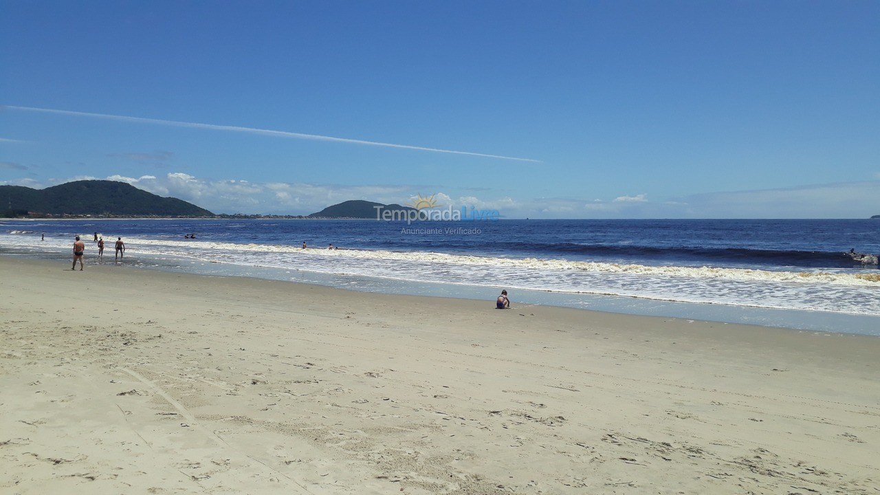 Casa para aluguel de temporada em São Francisco do Sul (Enseada)