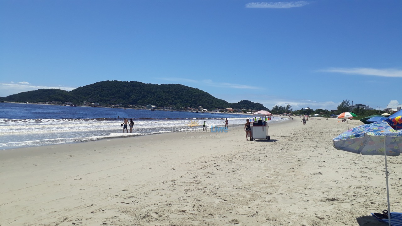 Casa para aluguel de temporada em São Francisco do Sul (Enseada)
