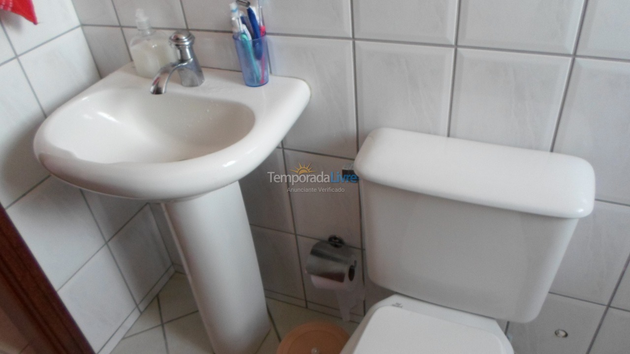 Casa para aluguel de temporada em Bertioga (Vista Linda)