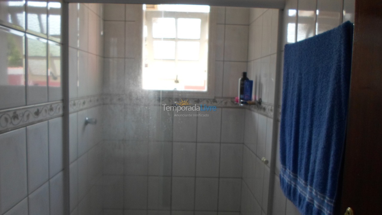 Casa para aluguel de temporada em Bertioga (Vista Linda)