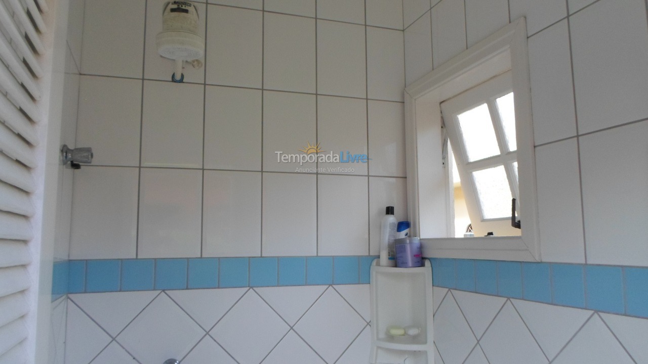 Casa para aluguel de temporada em Bertioga (Vista Linda)