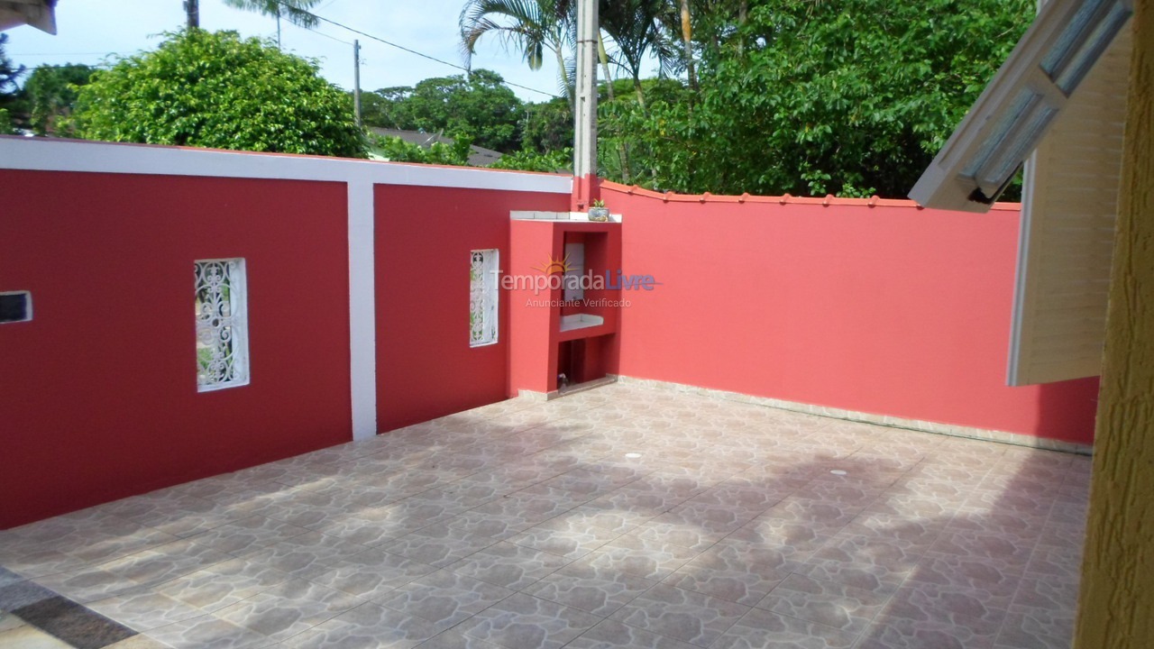 Casa para aluguel de temporada em Bertioga (Vista Linda)