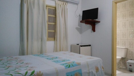 HOUSE 11 SUITES UP TO 53 PEOPLE, SWIMMING POOL, BARBECUE, TAPERAPUAN.