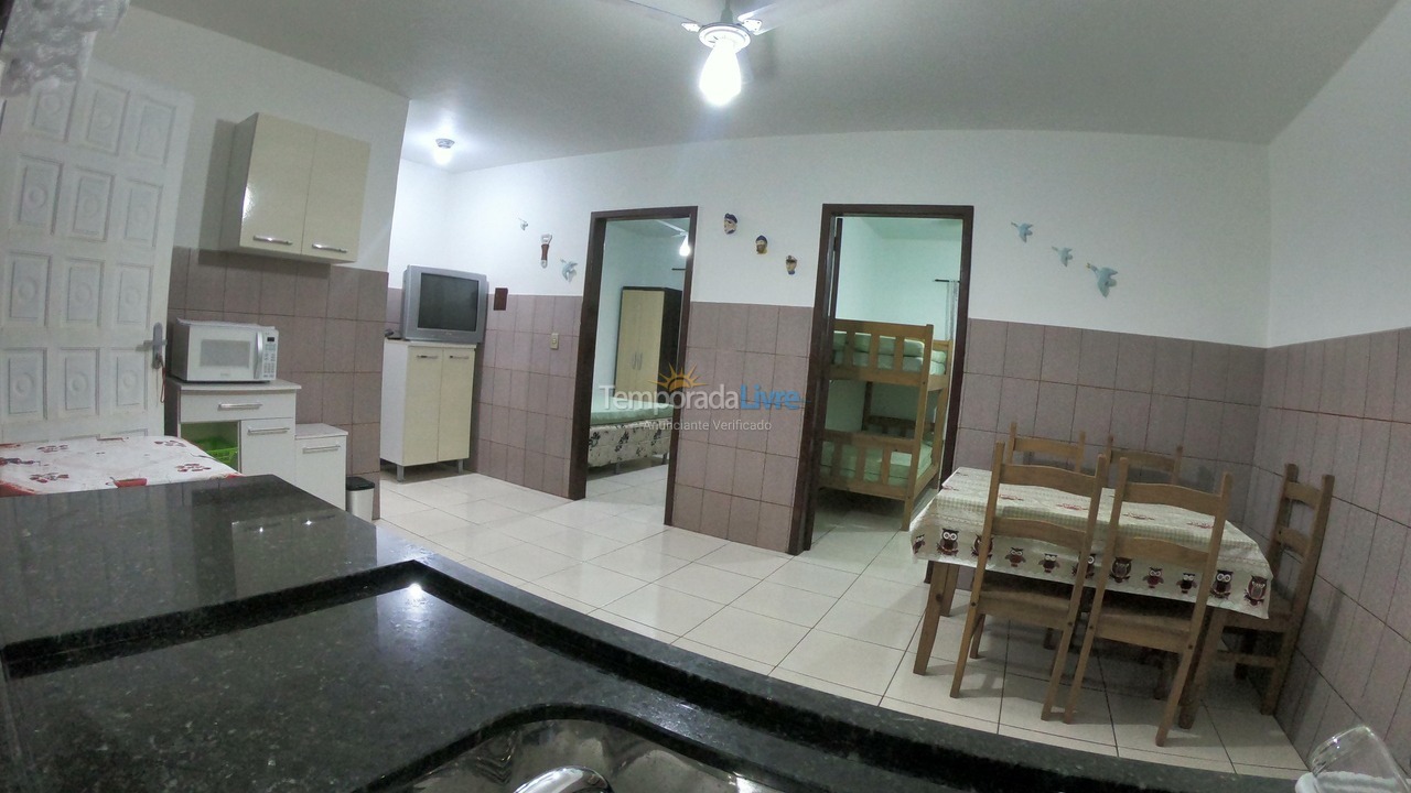 Casa para aluguel de temporada em Itapoá (Barra do Saí)