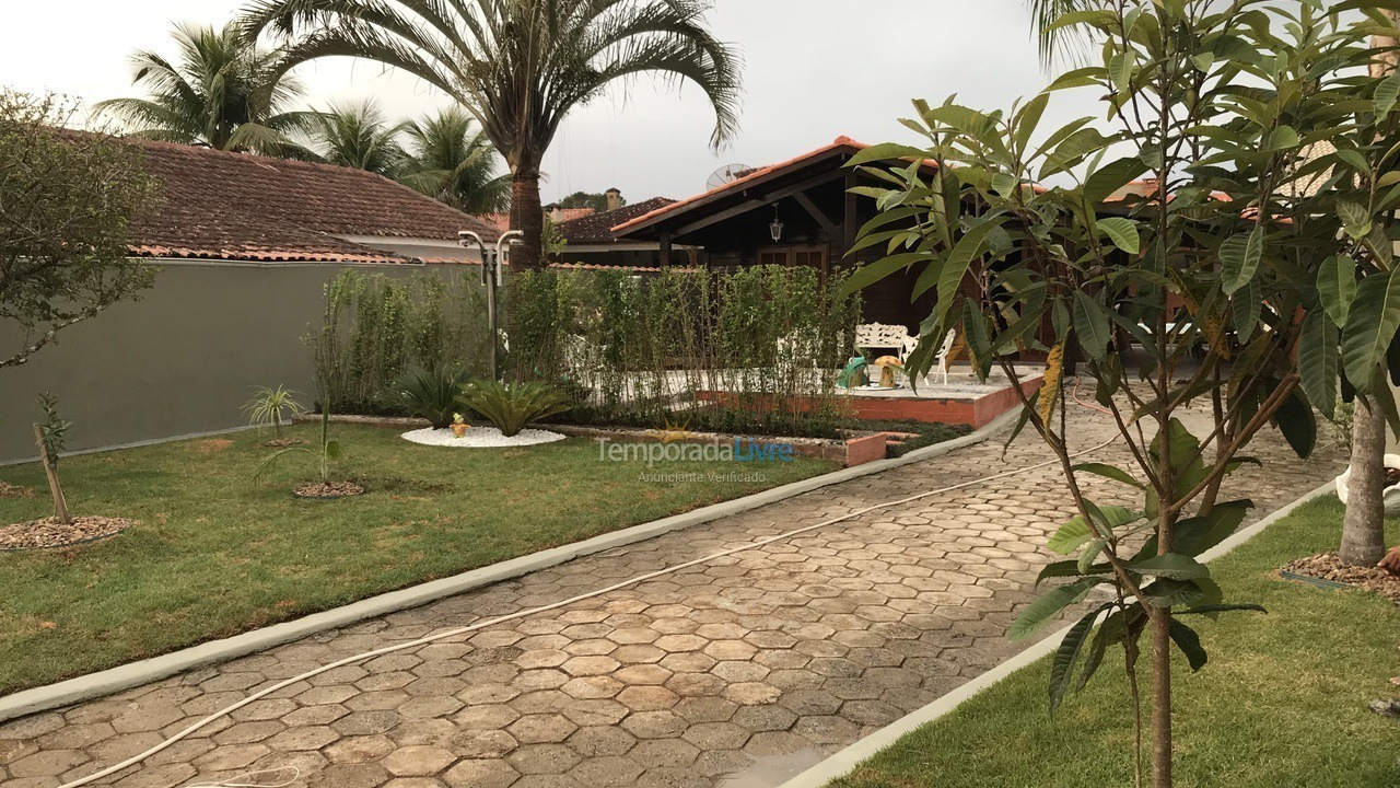 Casa para alquiler de vacaciones em Bertioga (Condominio Morada da Praia)