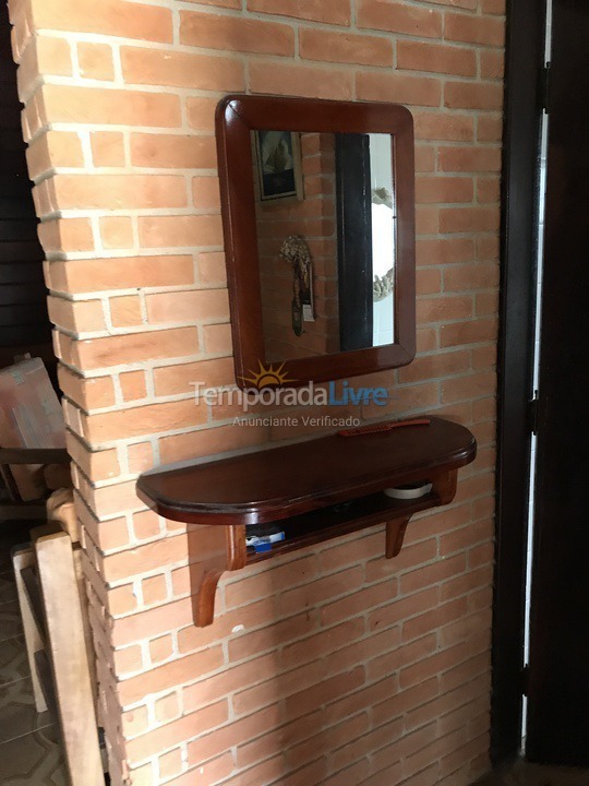 Casa para alquiler de vacaciones em Bertioga (Condominio Morada da Praia)