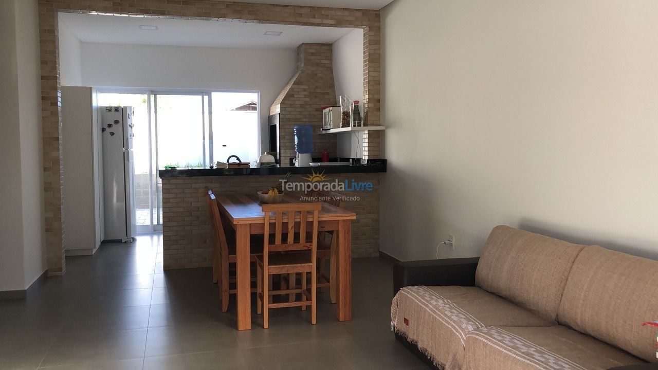 Casa para alquiler de vacaciones em Bombinhas (Canto Grande)