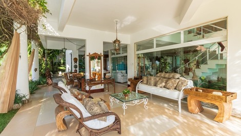 MAGNIFICA VILLA FINAMENTE DECORADA VISTA MAR - TEMPORADA E ANUAL