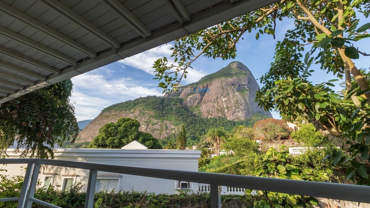 Casa para aluguel de temporada em Rio de Janeiro (Joatinga)
