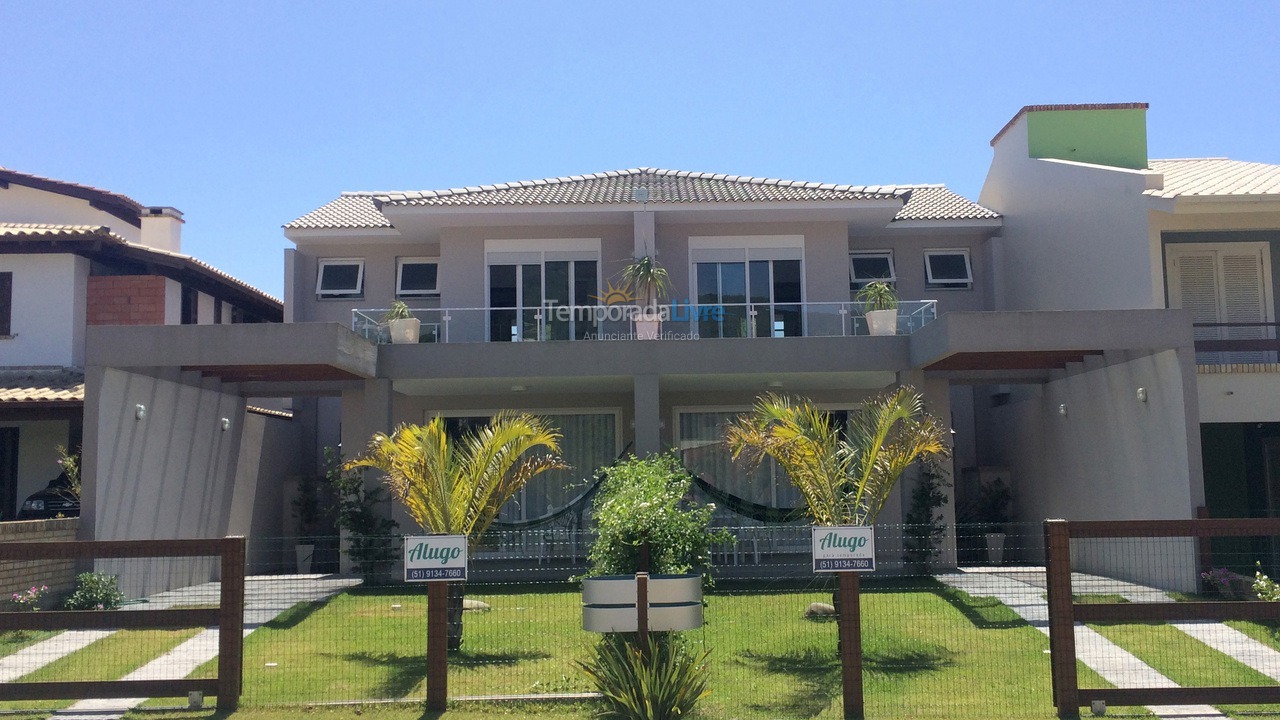Casa para aluguel de temporada em Garopaba (Morrinhos)