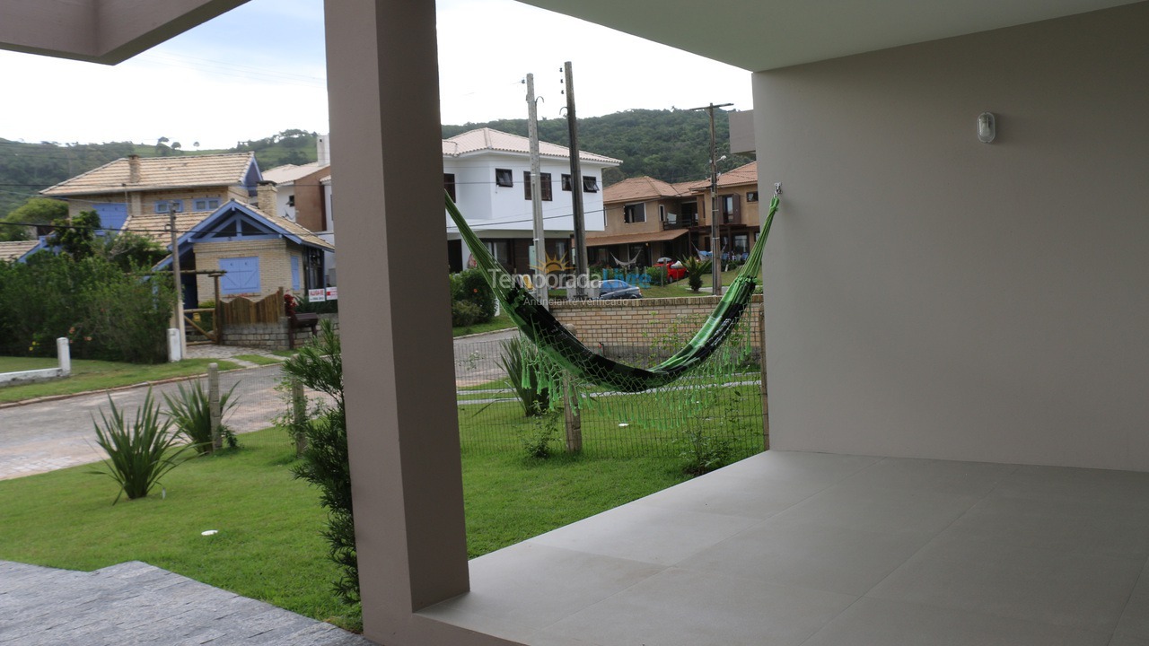 Casa para aluguel de temporada em Garopaba (Morrinhos)