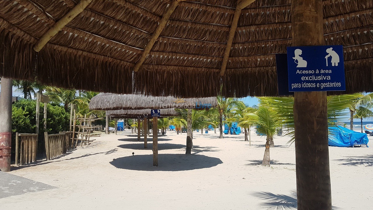 Casa para alquiler de vacaciones em Bertioga (Condominio Morada da Praia)