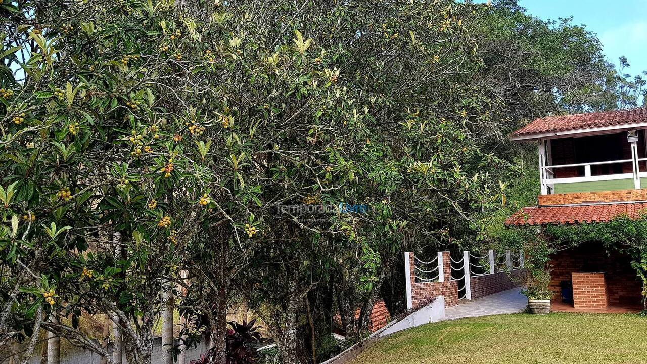 Granja para alquiler de vacaciones em Nazaré Paulista (Cuiabá)