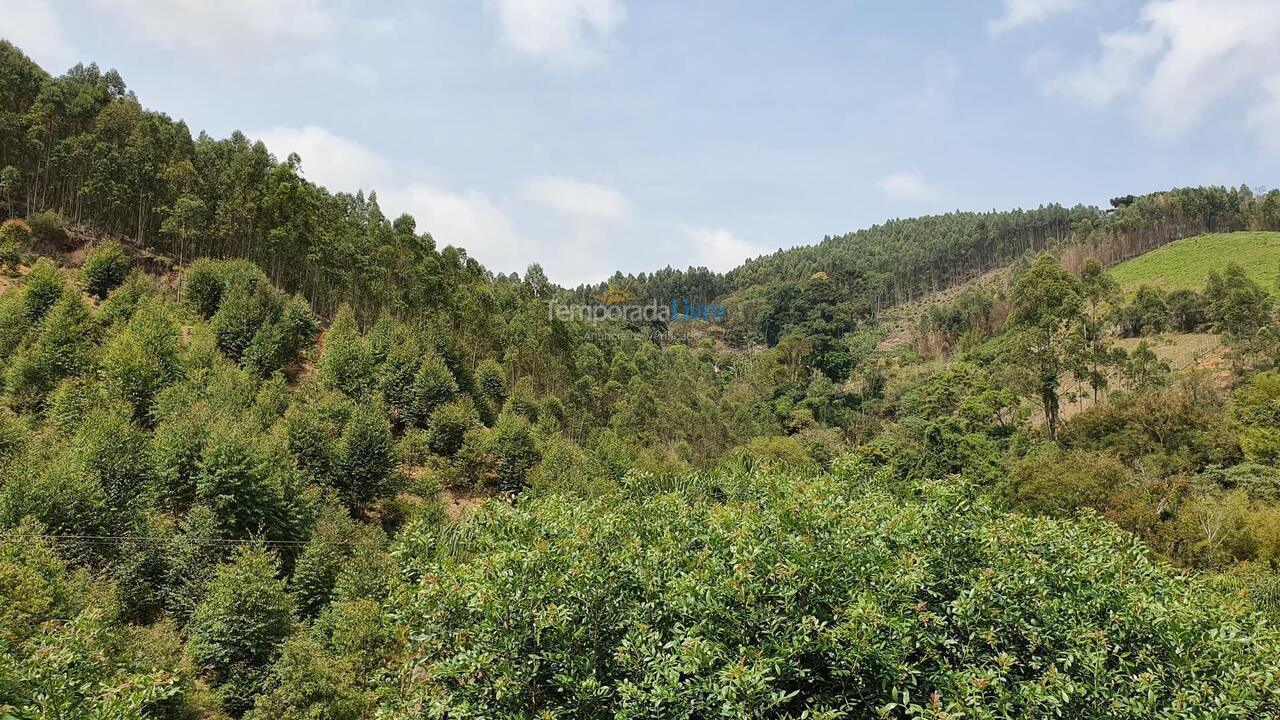 Granja para alquiler de vacaciones em Nazaré Paulista (Cuiabá)