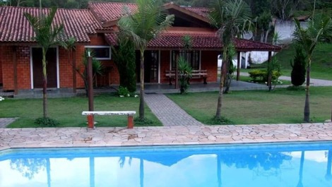 Ranch for rent in Itapecerica da Serra - Jd Petropolis