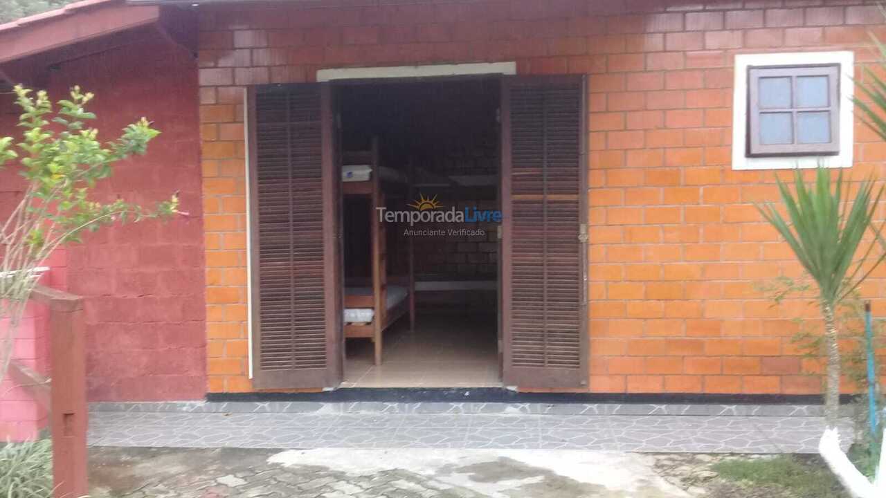 Chácara / sítio para aluguel de temporada em Itapecerica da Serra (Jd Petropolis)