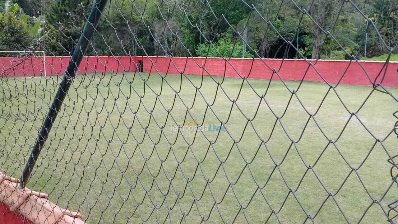 Chácara / sítio para aluguel de temporada em Itapecerica da Serra (Jd Petropolis)