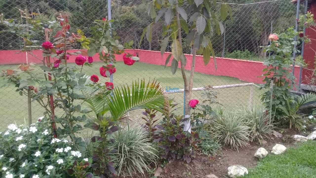 Chácara / sítio para aluguel de temporada em Itapecerica da Serra (Jd Petropolis)