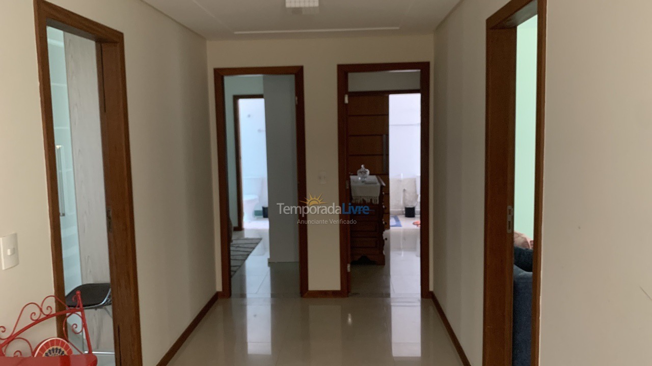 Apartment for vacation rental in Guarapari (Praia do Morro)