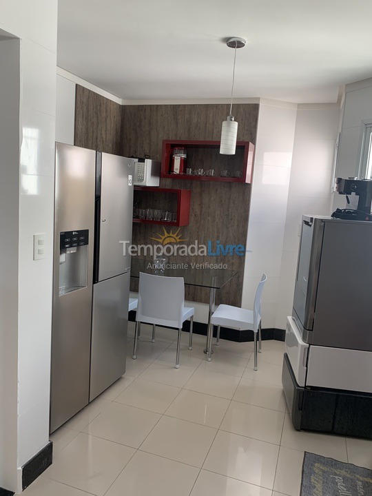 Apartment for vacation rental in Guarapari (Praia do Morro)