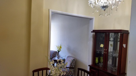 Excelente 2 quartos em Copacabana próximo à praia